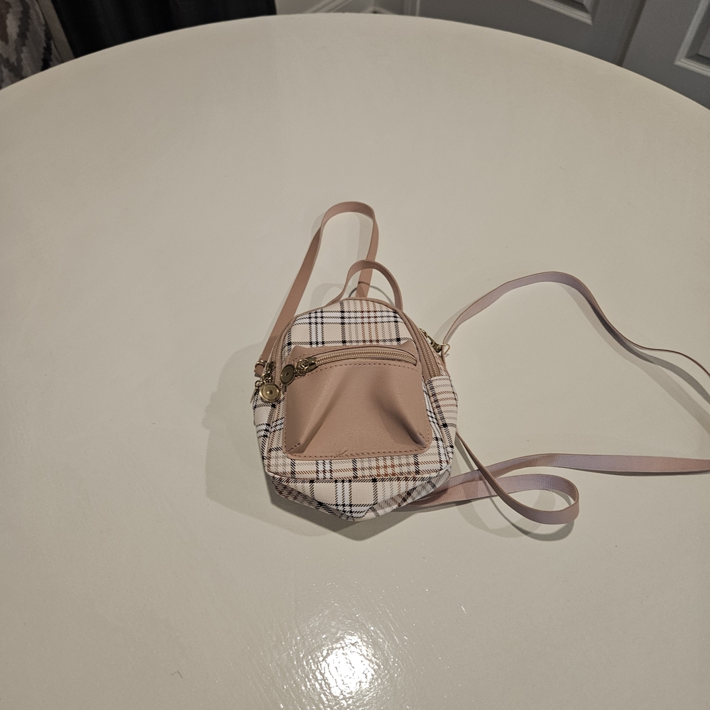 Elegant Checkered Mini Crossbody Bag